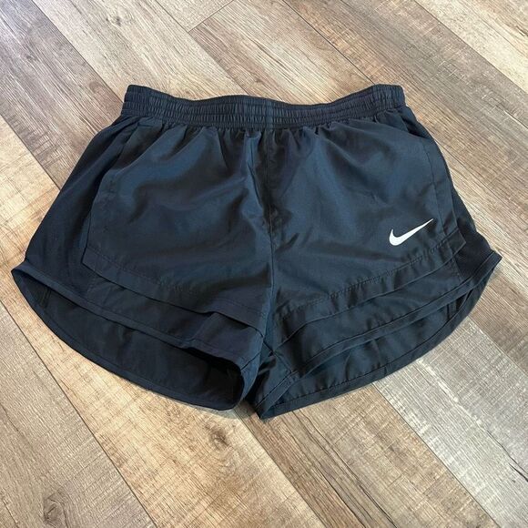 Nike Pants - Nike dri fit shorts size s